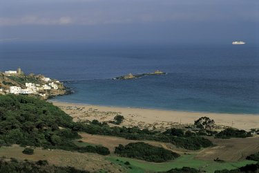 Plage de Dalia dans la région de Ksar Seghir. - Thierry Lauzun - Iconotec