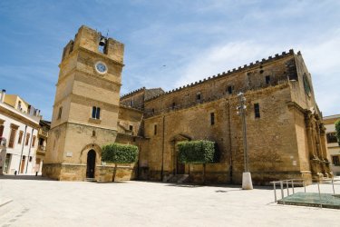 Dans la vieille ville de Castelvetrano. - Krivinis - iStockphoto
