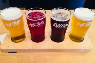 Dégustation de bières artisanales chez Left Field Brewery. - Valérie FORTIER
