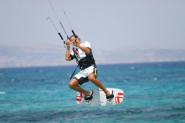 Kite surf. - BDphoto - iStockphoto