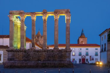 Temple d'Evora. - Bureau de Promotion Touristique de l'Alentejo