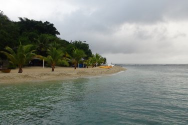 Plage publique de Hideaway. - Harold BOGROS