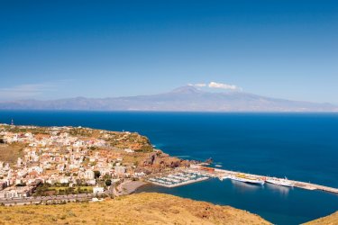 Vue sur l'île de Tenerife et le pic du Teide. - Author's Image