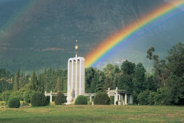 Monument Huguenot à Franschhoek - South African Tourism