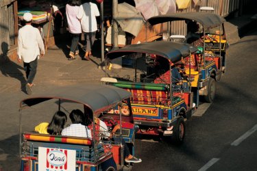 Tuk-Tuk dans les rues de Chiang Mai. - S.Nicolas - Iconotec