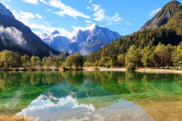 Le lac Jasna, Kranjska Gora. - Barat Roland - Shutterstock.com