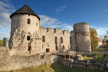 Le vieux château de Cēsis. - Nikonaft
