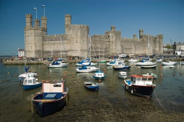 Caernarfon Castle - Deejpilot - iStockphoto.com