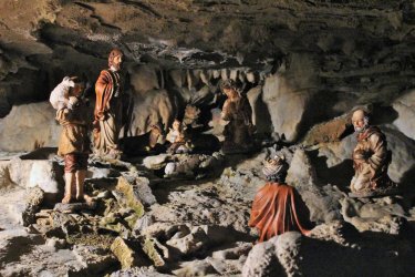 Santons de noël dans la grotte de Postojna. - Martin FOUQUET