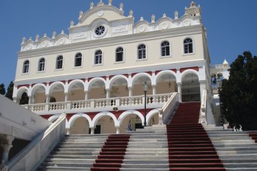 La Cathédrale Panaghia Evangelistria de Tinos. - Ana JOVETIC-VUCKOVIC