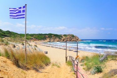 Plage d'Elia. - Aetherial Images - Shutterstock.com