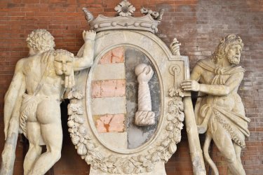 L'emblème de Cremona à la Loggia dei Militi. - Gennaro coretti - Fotolia