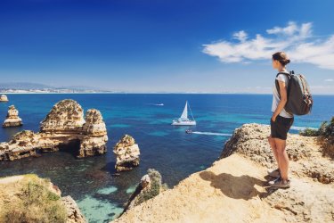 Randonnée vers Lagos. - Kite_rin - Shutterstock.com