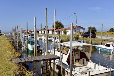 Le Port d'Audenge. - Christian Musat