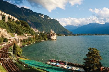 Le château de Chillon : un panorama entre lac et montagnes. - Philippe GUERSAN - Author's Image