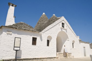 Trullo Sovrano. - Mi.Ti. - Fotolia