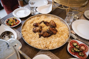 Le kabsa est le plat national. JohnnyGreig - iStockphoto.com