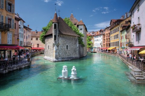 Le Palais de l'Ile à Annecy (© JUDDER - FOTOLIA)