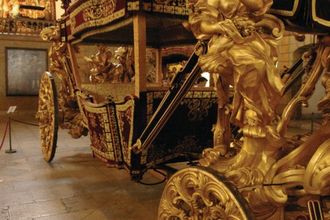 Carrosse du Museu Nacional dos Coches (Musée national des carrosses). (© Stéphan SZEREMETA)