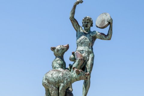  (© Zyankarlo - Shutterstock.com)