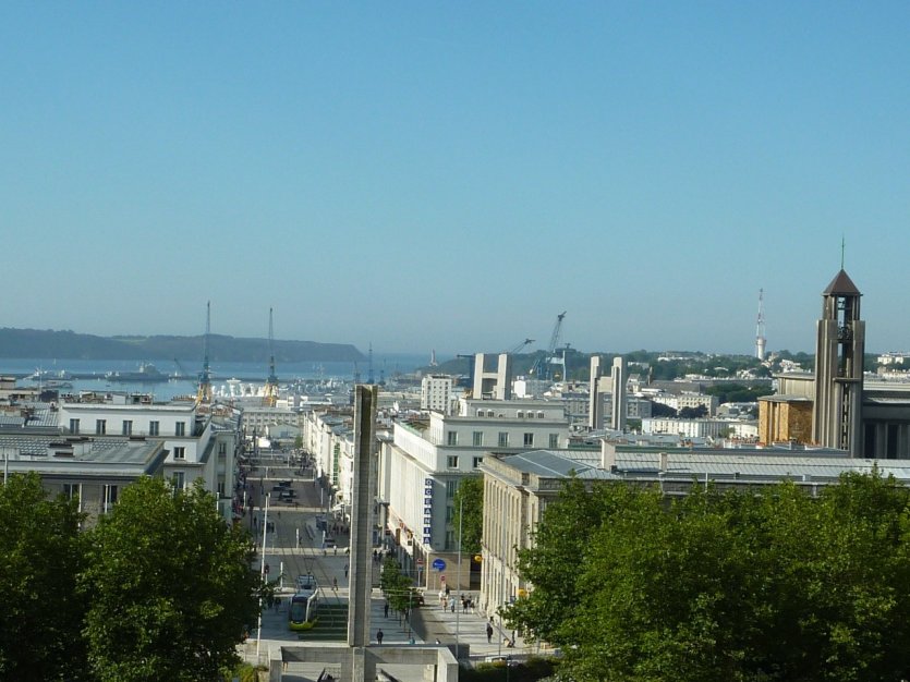 <p>La rue de Siam surplombe la rade, Brest.</p>