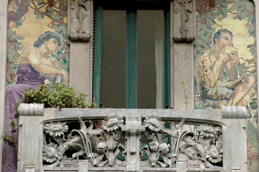 Bâtiment Art Nouveau, Via Marcello Malpighi.