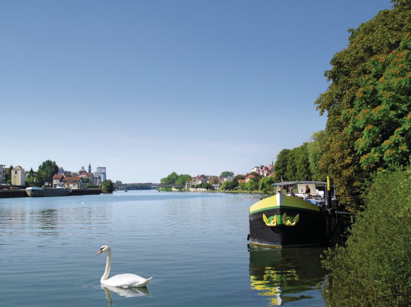 Péniche sur la Seine