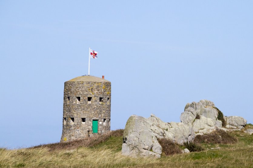 <p>Ancienne tour défensive sur l'île le Guernesey.</p>