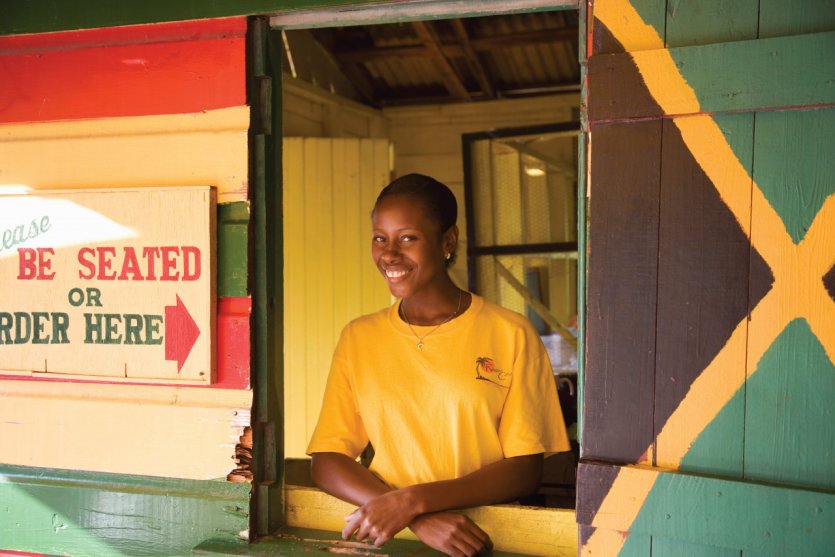 Portrait d'une jeune jamaïcaine.
