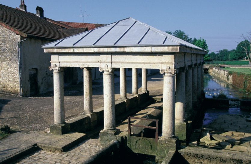 Fontaine-monument