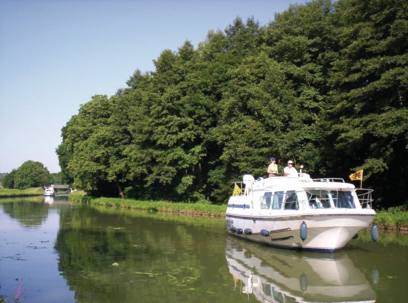 Canal du Nivernais.