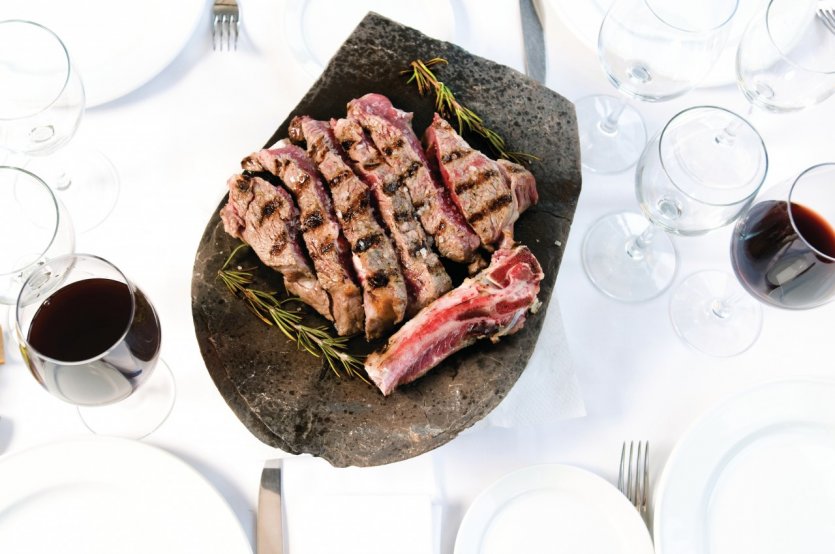 Viande braisée.