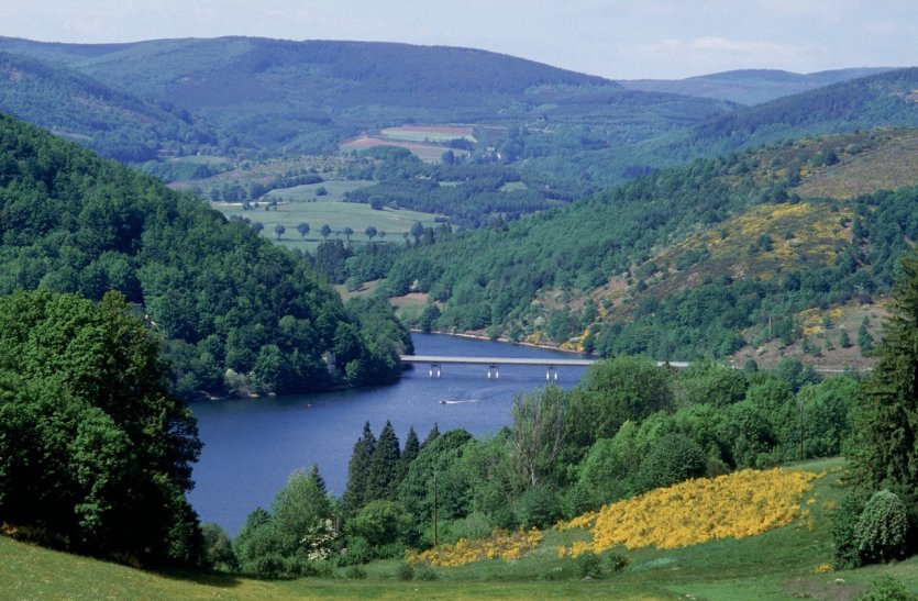 <p>Le lac de la Raviège</p>