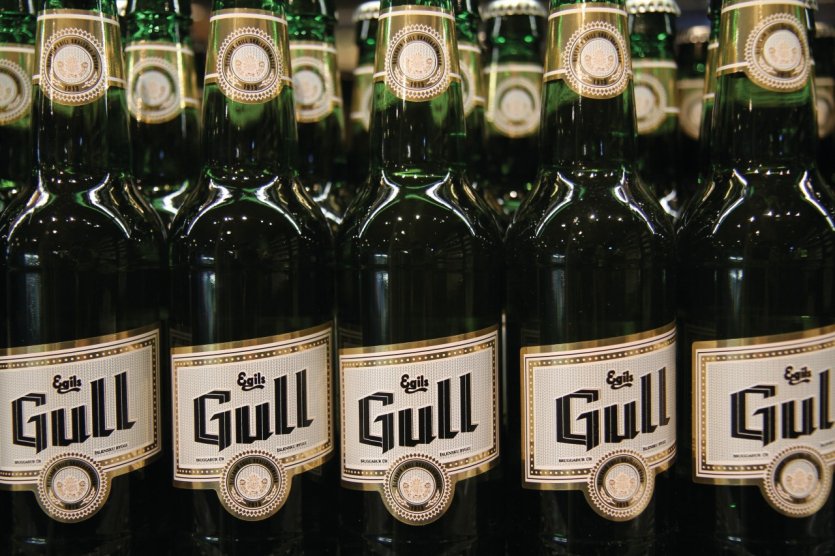 <p>Gull est l'une des principales marques de bière.</p>