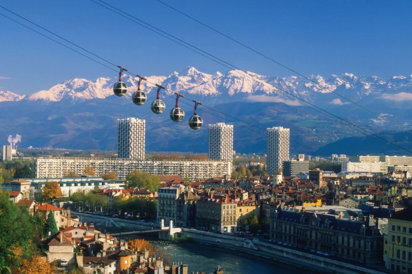 Vue sur la ville de Grenoble.