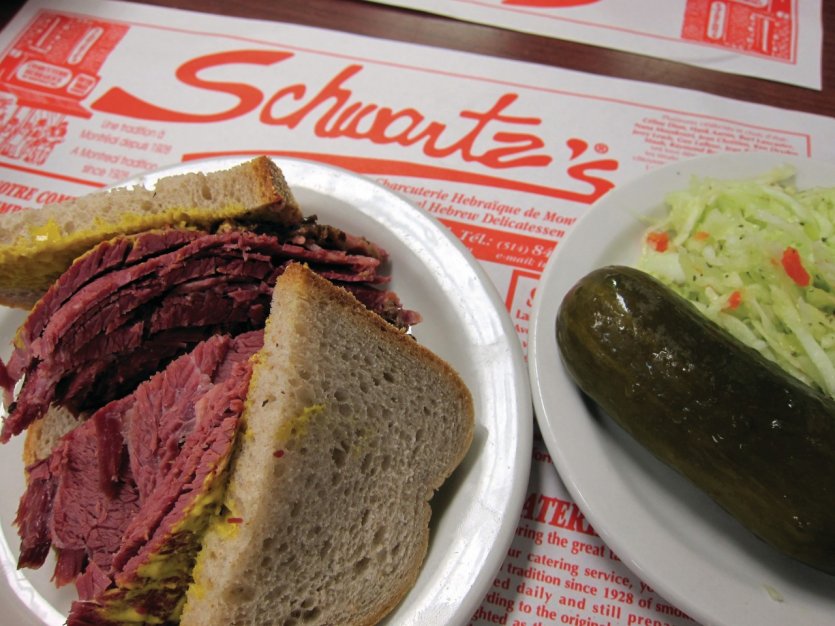 <p>Schwartz's, célèbre restaurant de sandwiches à la viande fumée.</p>