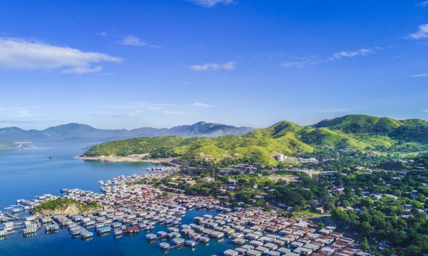 Vue aérienne sur Port Moresby. Vue aérienne sur Port Moresby.