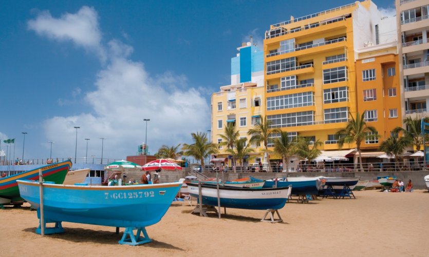 <p>Playa de las Canteras.</p> <p>Playa de las Canteras.</p>