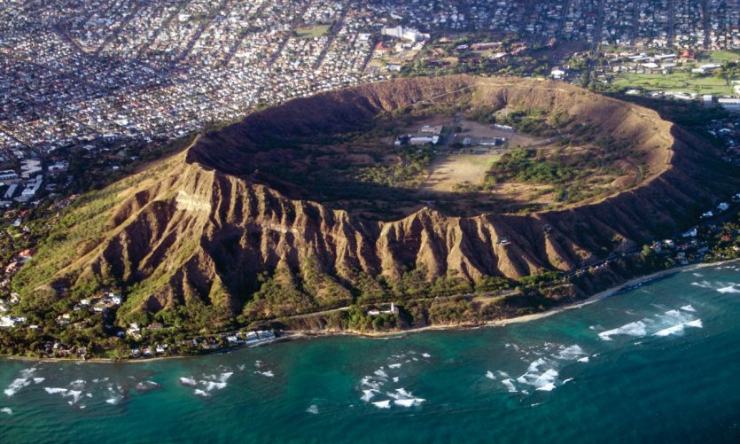 Diamond Head crater. Diamond Head crater.