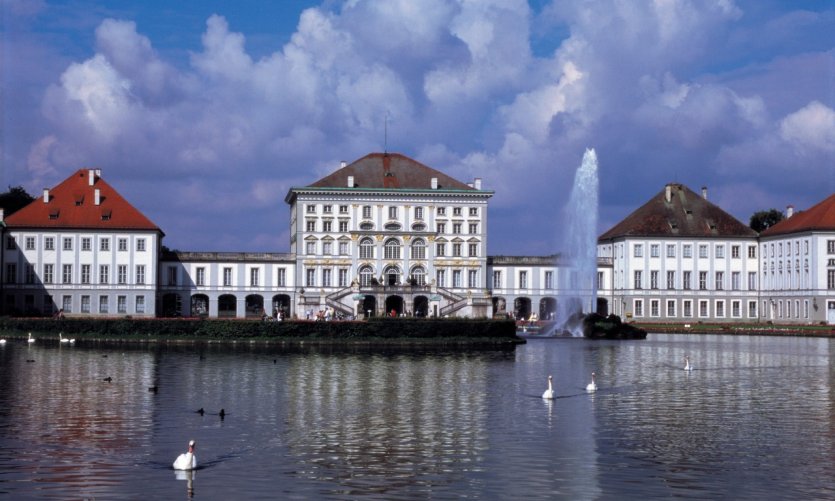 <p>Schloss Nymphenburg</p> <p>Schloss Nymphenburg</p>