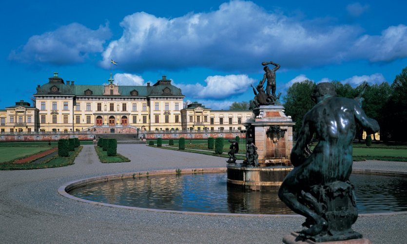 <p>Château de Drottningholm.</p> <p>Château de Drottningholm.</p>