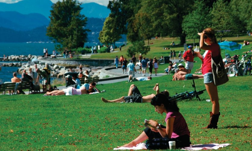 Détente dans le parc Stanley. Détente dans le parc Stanley.