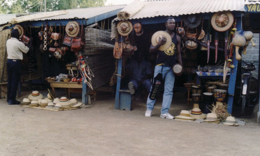 Marché artisanal de Bolgatanga. Marché artisanal de Bolgatanga.