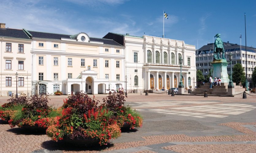 <p>Plaza Gustav Adolf.</p> <p>Plaza Gustav Adolf.</p>