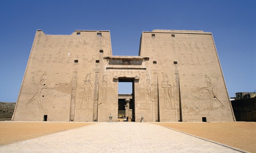 <p>Temple d'Horus.</p> <p>Temple d'Horus.</p>