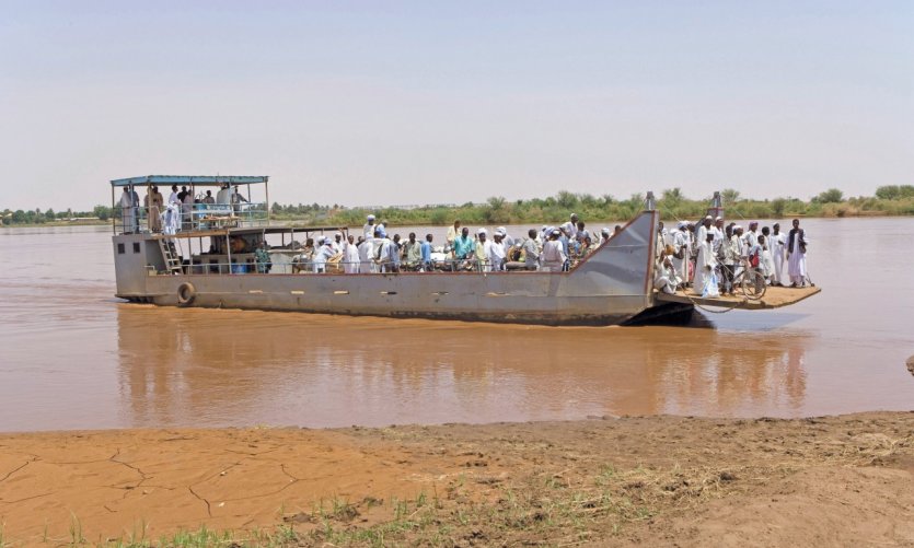 Ferry sur le Nil à Atbara. Ferry sur le Nil à Atbara.