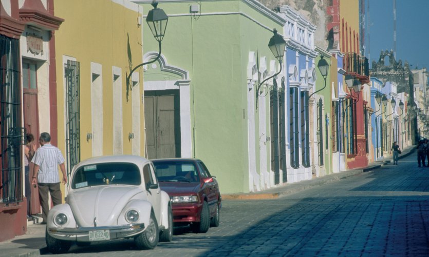 Les belles maisons aux couleurs pastel de Campeche. Les belles maisons aux couleurs pastel de Campeche.