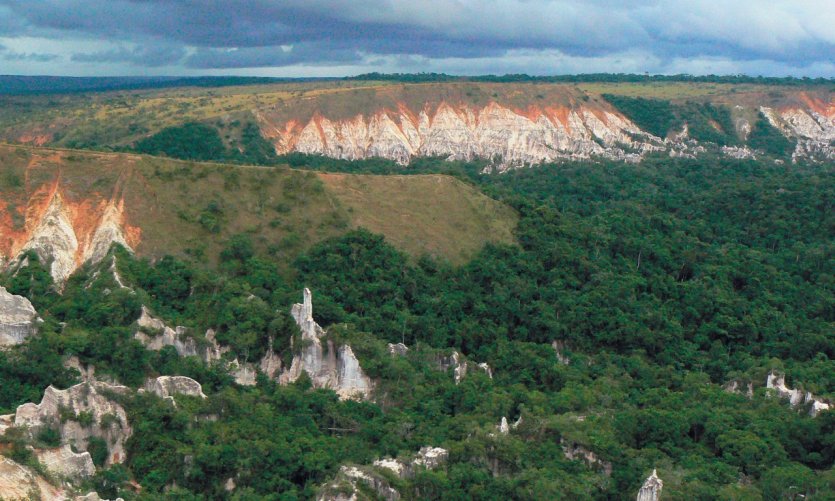 <p>Canyon Blanc.</p> <p>Canyon Blanc.</p>