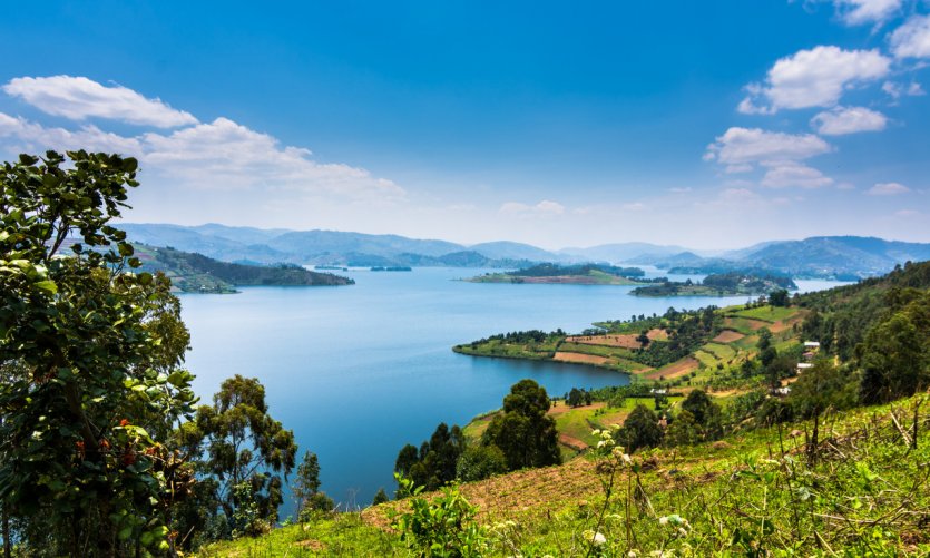 Lac Bunyonyi. Lac Bunyonyi.
