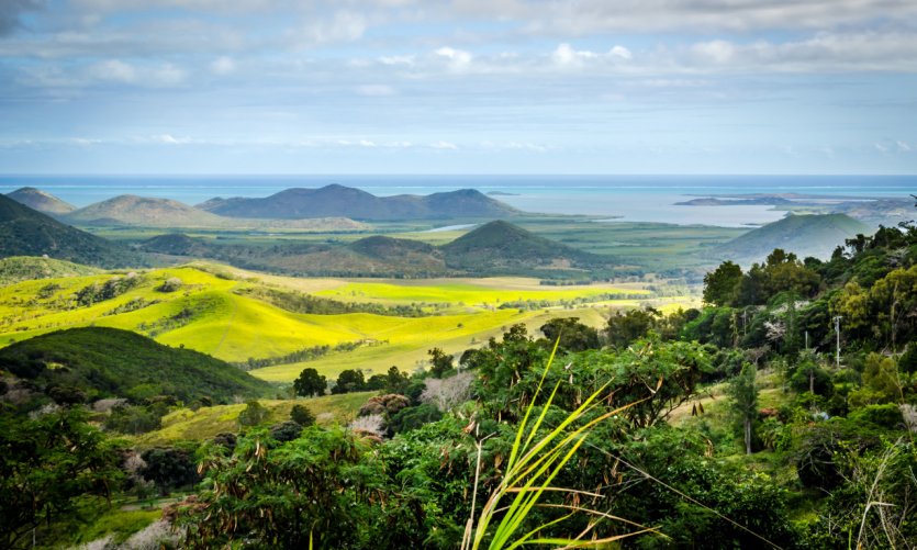 Vue depuis Farino. Vue depuis Farino.